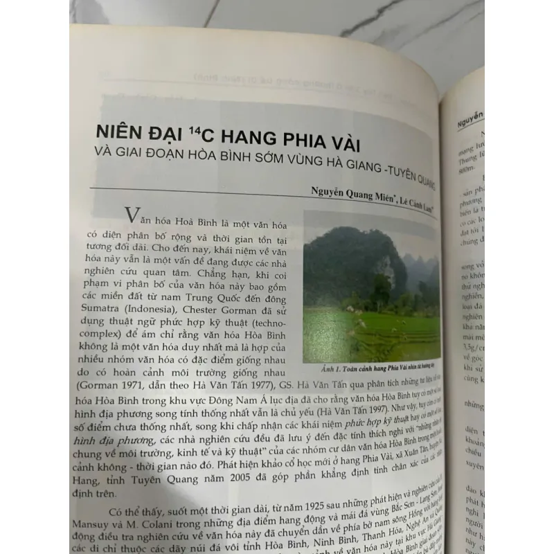 Tạp chí Khảo cổ học (Số 1 - 2007) - Viện Khảo cổ học 1006442