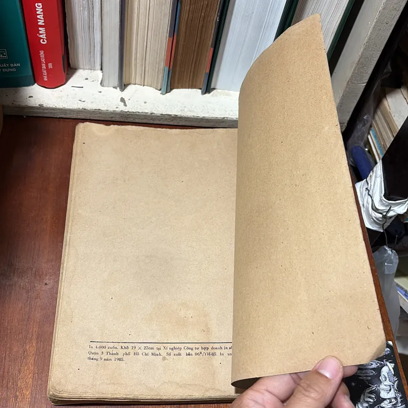 II Sách Y: Niệu Học _ Phẫu Thuật Niệu Quản (Tập 5) - Ngô Gia Hy - 1985 720611