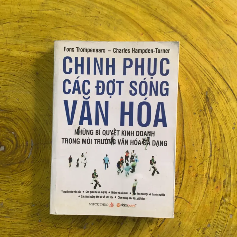  CHINH PHỤC CÁC ĐỢT SÓNG VĂN HOÁ - FON TROMPENAARS & CHARLES HAMPDEN-TURNER 991244
