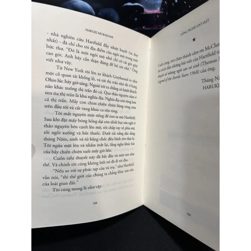 Lắng nghe gió hát - Haruki Murakami 755278