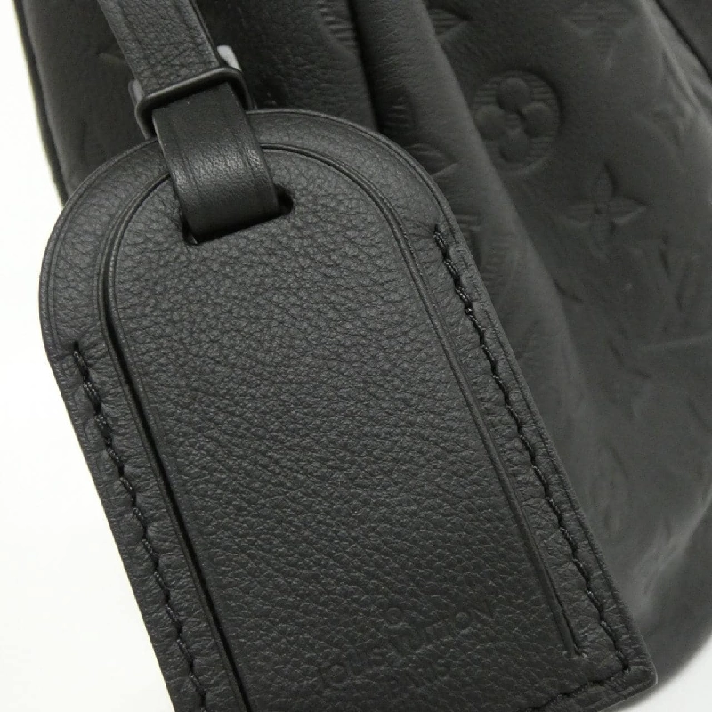 Túi xách hobo Monogram Shadow của Louis Vuitton M12850 611039