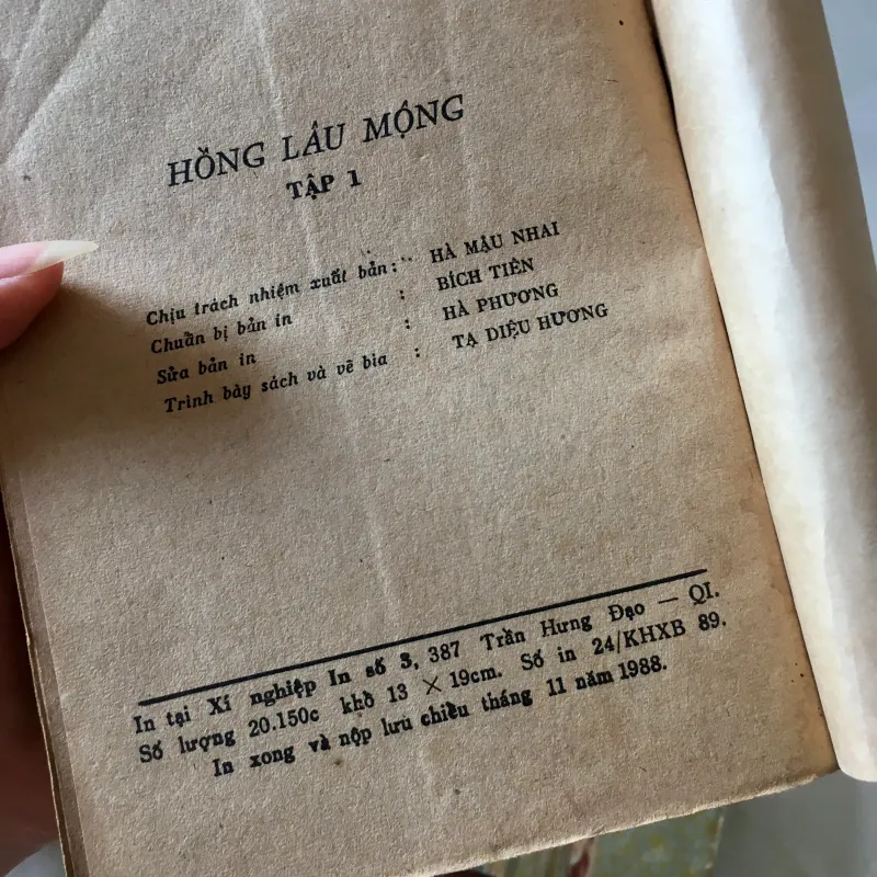 Trọn bộ 6 cuốn Hồng Lâu Mộng của Tào Tuyết Cần XB 1988 790817