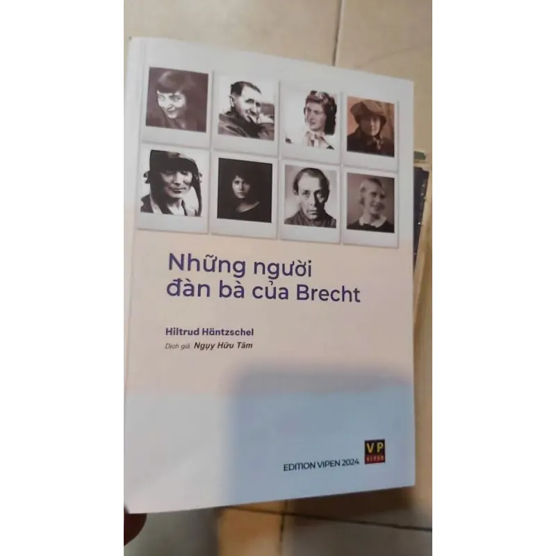 Những người đàn bà của Brecht  984669