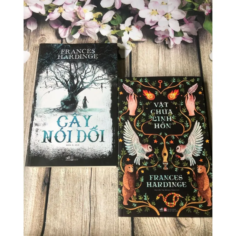 ombo Frances Hardinge: Cây Nói Dối & Vật Chứa Linh Hồn 785933
