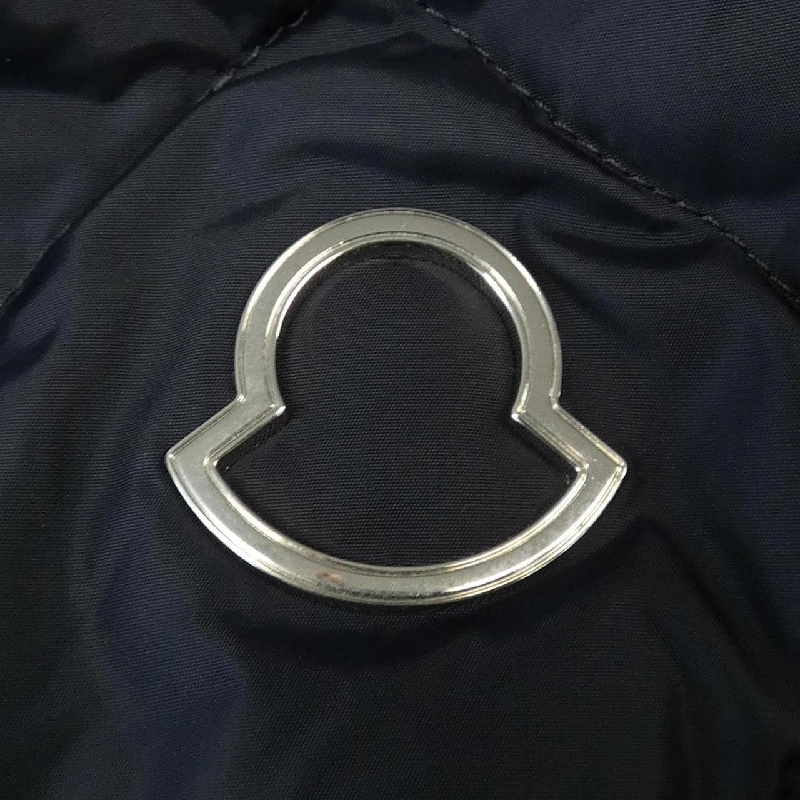 Áo khoác lông vũ MONCLER 636497