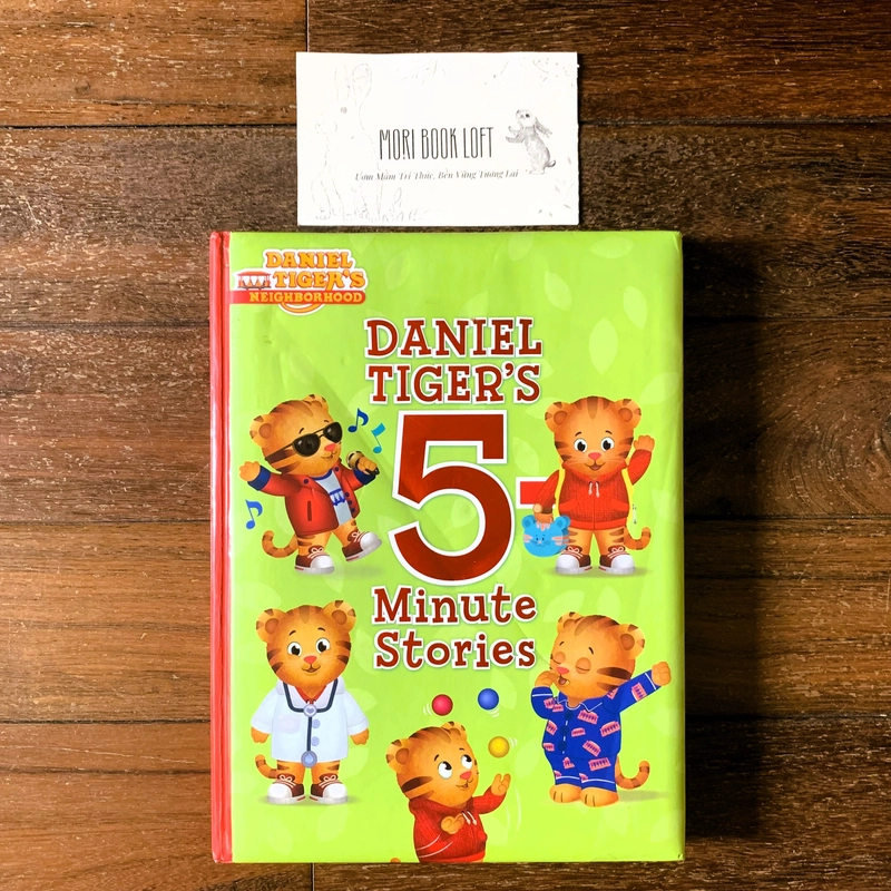Sách ngoại văn Daniel Tiger’s 5-Minute Stories, Used, Bìa xốp 498050