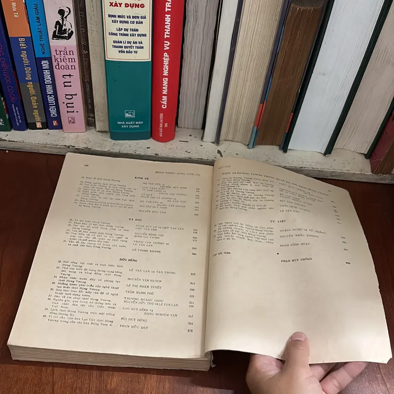 II Sách Xưa: Hùng Vương Dựng Nước (Tập 4) - 1973 631055