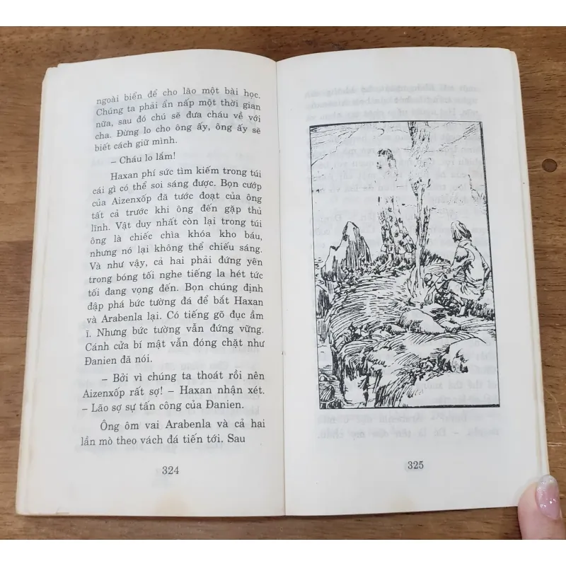 ARABELLA CON GÁI TÊN CƯỚP BIỂN - nhà văn Aino Pervik 753700