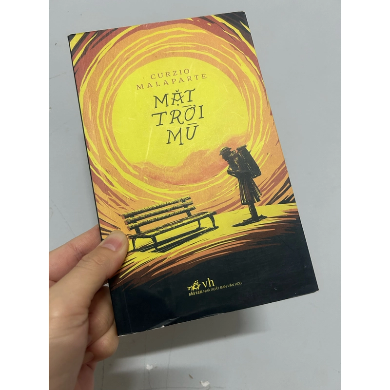 Mặt trời mù - Curzio Malaparte (Bửu Ý dịch) 472618