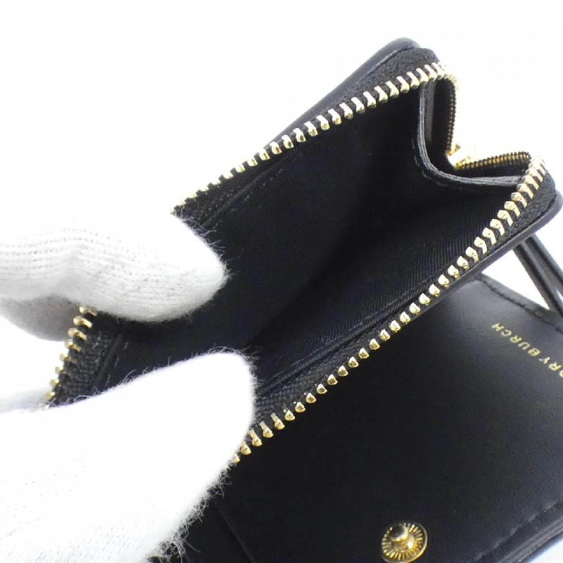 【Sản phẩm mới】Tory Burch Kira Chevron Ví gập đôi 153121 622163