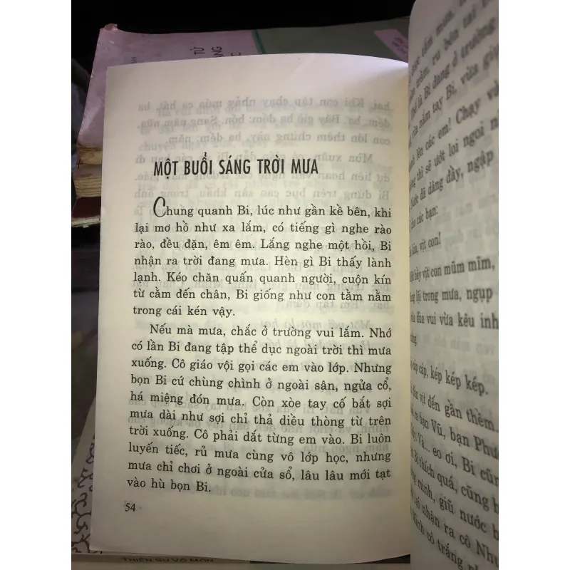 Ngôi nhà trong cỏ - Lý Lan 1019379