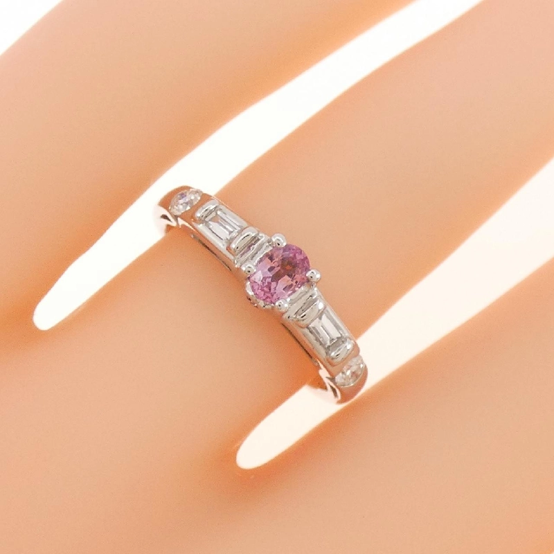 Nhẫn Sapphire K18WG 0.182CT 672608