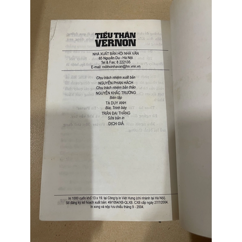 TIỂU THẦN VERNON - VERNON GOD LITTLE (c) 475053