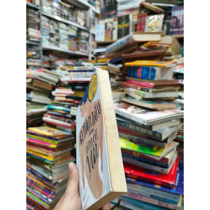 Quân hậu trên bàn cờ vua 🌱 558870