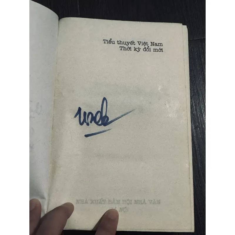 Tiểu thuyết VN thời kì đổi mới (đọc mô tả) 634712