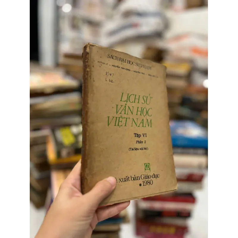 LỊCH SỬ VĂN HỌC VIỆT NAM ⭐1980 706619