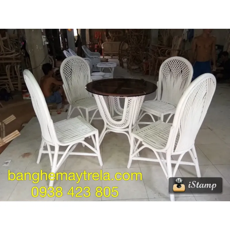 Bàn ghế ăn bằng mây 589225