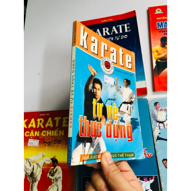 SÁCH VỀ VÕ THUẬT  543411