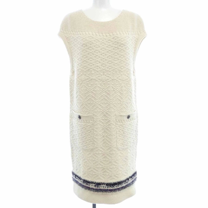 Váy đầm CHANEL 648149