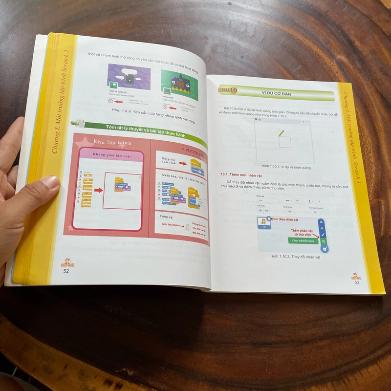 II Tựa sách: Lập Trình Với Scratch 3 _ Hành Trang Cho Tương Lai - Học Viện Vietstem - 2022 460847