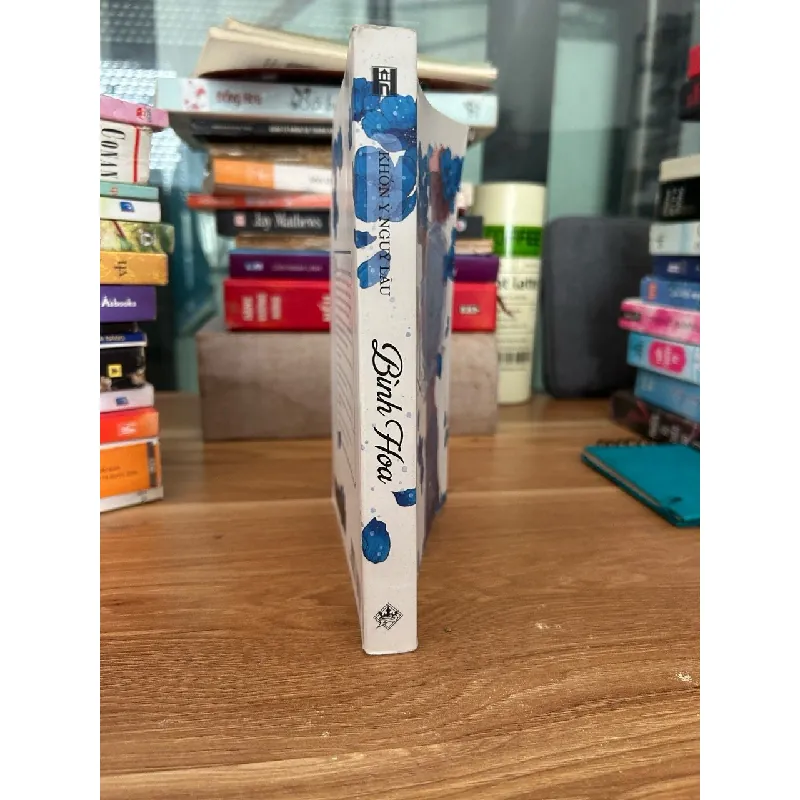 Bình hoa- Khôn Ỷ Nguy Lâu 702161