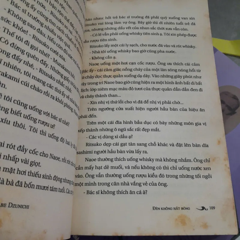 ĐÈN KHÔNG HẮT BÓNG - WATANABE DZUNICHI (CAO XUÂN HẠO DỊCH) 977373