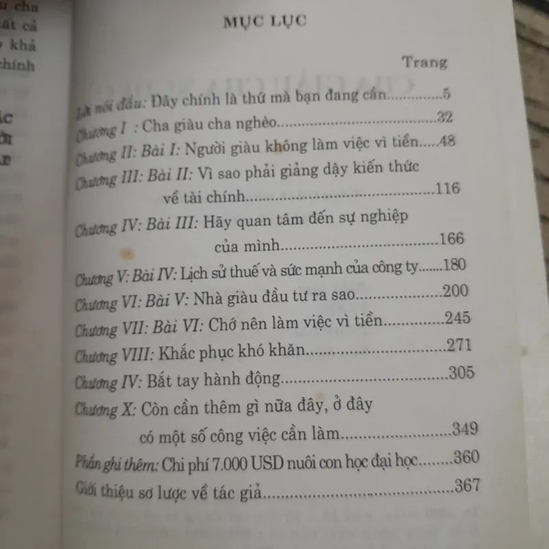 Sách kiến thức làm giàu- Cha giàu cha nghèo. Robert T. Kiyosaki & Sharon L. Lechter 706809