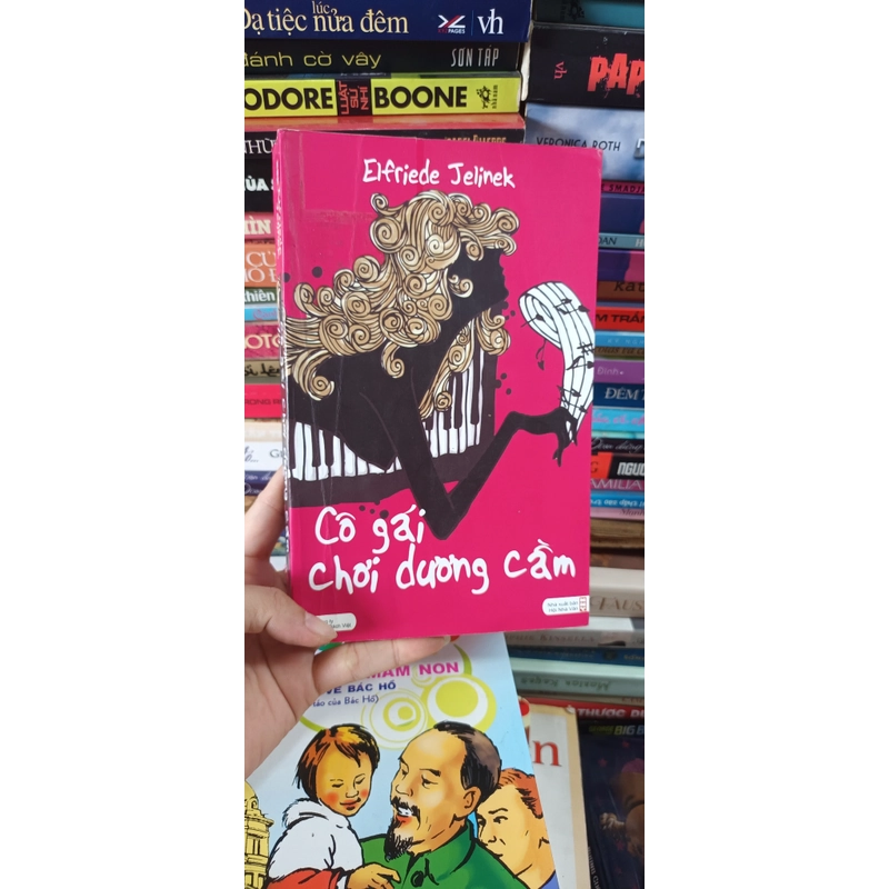 Cô Gái Chơi Dương Cầm- Elfride Jelinek 538305