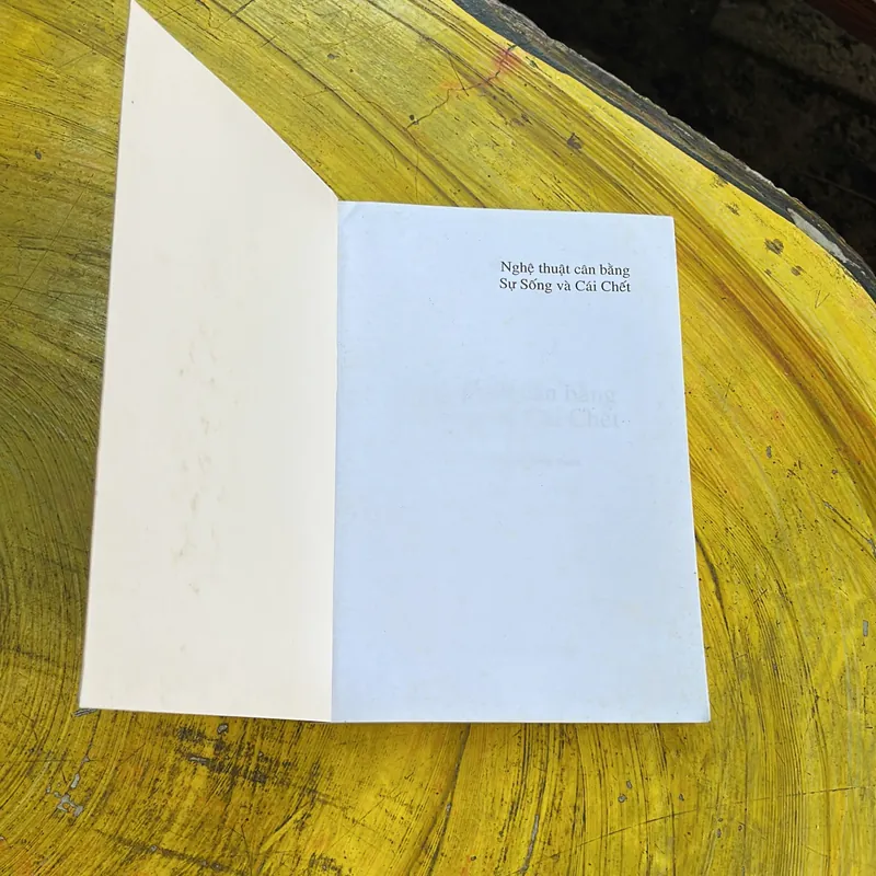 NGHỆ THUẬT CÂN BẰNG SỰ SỐNG VÀ CÁI CHẾT-THỰC TẠI KẺ TỘI ĐỒ VĨ ĐẠI NHẤT -COMBO OSHO 673757