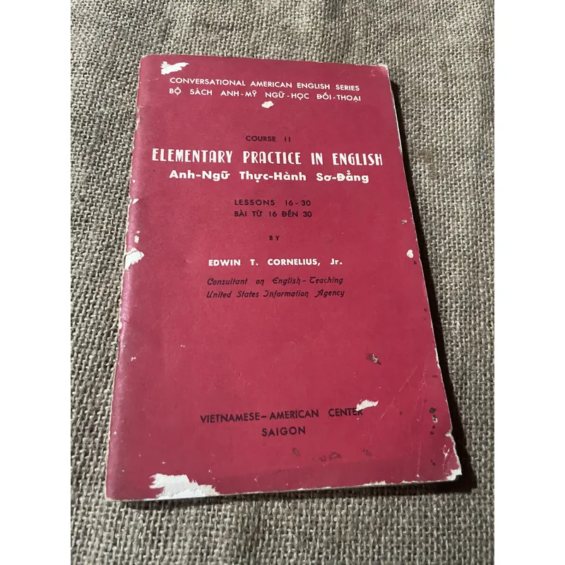 Anh ngữ thực hành sơ đẳng, sách in trước 1975 590206
