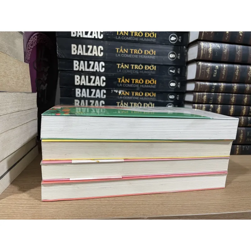 Combo Vãn Tình: Bạn đắt giá + Khí chất bao nhiêu + Lấy tình thâm + Không tự khinh bỉ 969811