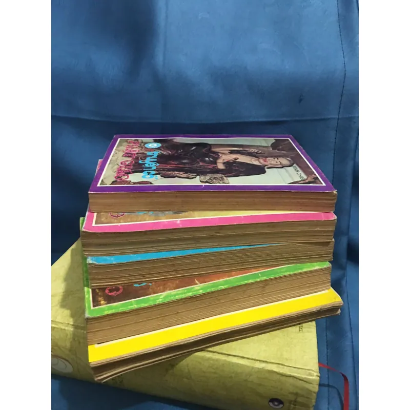 Bộ Truyện cổ Phật giáo bìa cũ, màu sắc đẹp 958074