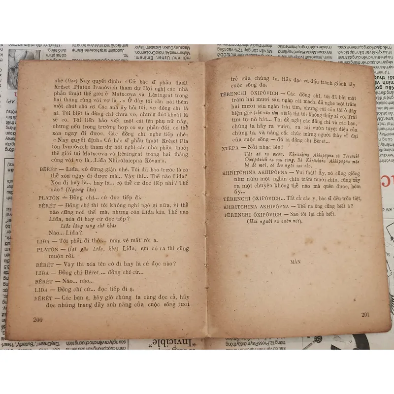 Tp kinh điển của Liên Xô: ĐẠO DIỄN LÀM VIỆC VỚI DIỄN VIÊN (Nikolai Gorsakov) 728375