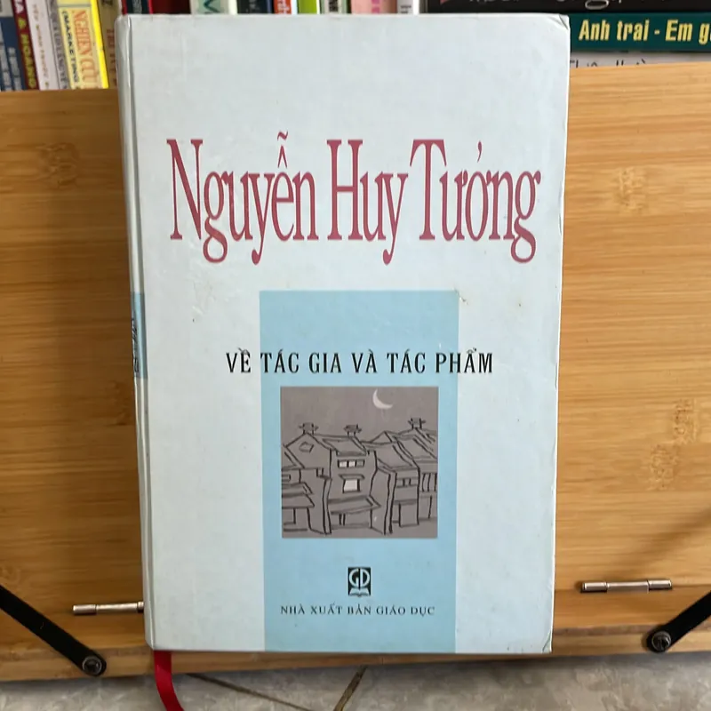 Nguyễn Huy Tưởng về tác giả tác phẩm 727588
