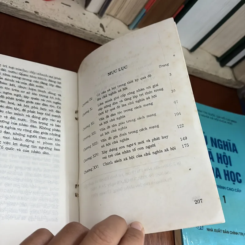 II Tựa sách: Chủ Nghĩa Xã Hội Khoa Học _ Chương Trình Cao Cấp (2 Tập) - 1997 603150
