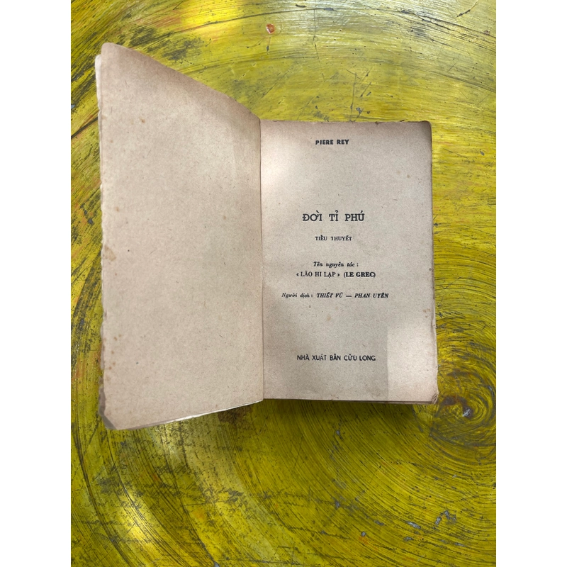 ĐỜI TỈ PHÚ- PIERRE RAY ( PI E RÂY) 541703