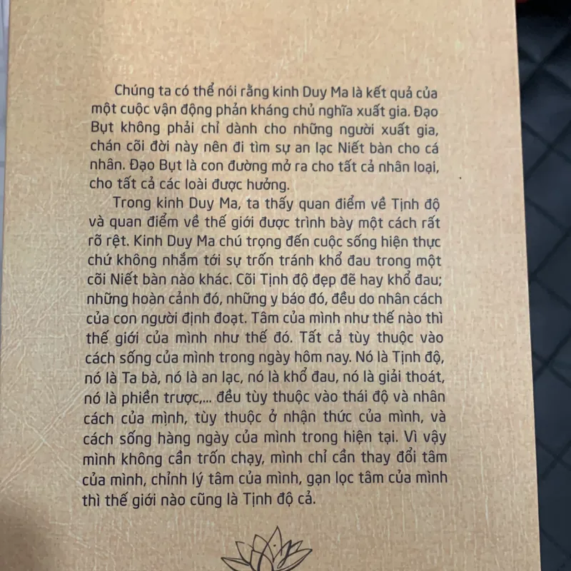 sách bồ tát tại gia và bồ tát xuất gia 594425