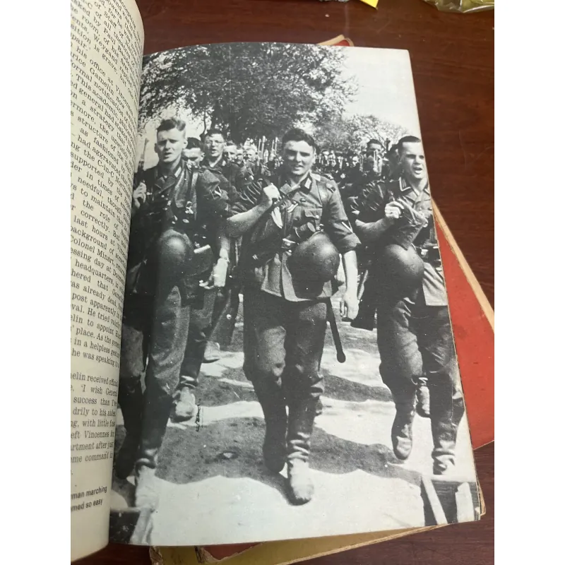 FRANCE SUMMER 1940 - JOHN WILLIAMS 1035633