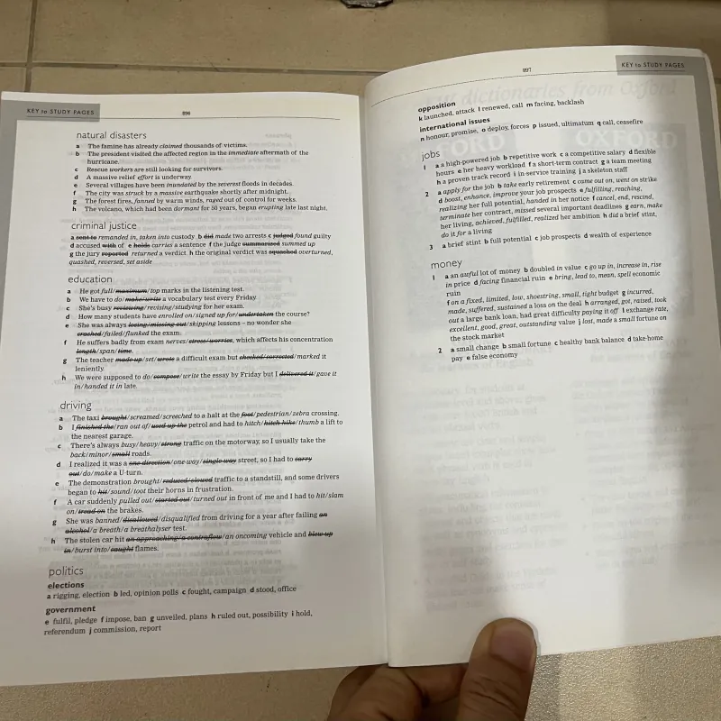 Oxford collocations dictionary for students of English 1012982