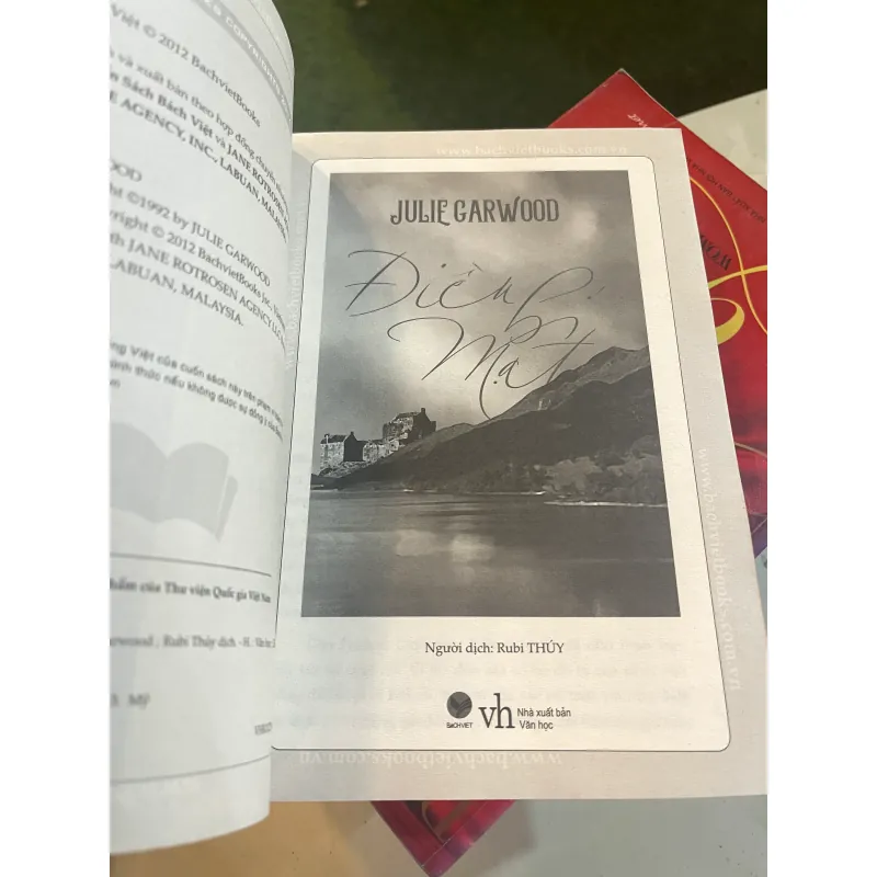 ĐIỀU BÍ MẬT - JULIE GARWOOD (RUBI THUÝ dịch)  1008480