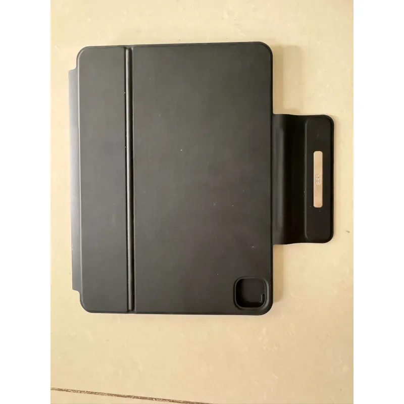 Bao da kèm bàn phím ESR Rebound Magnetic cho iPad Air (kèm dây sạc) 736933