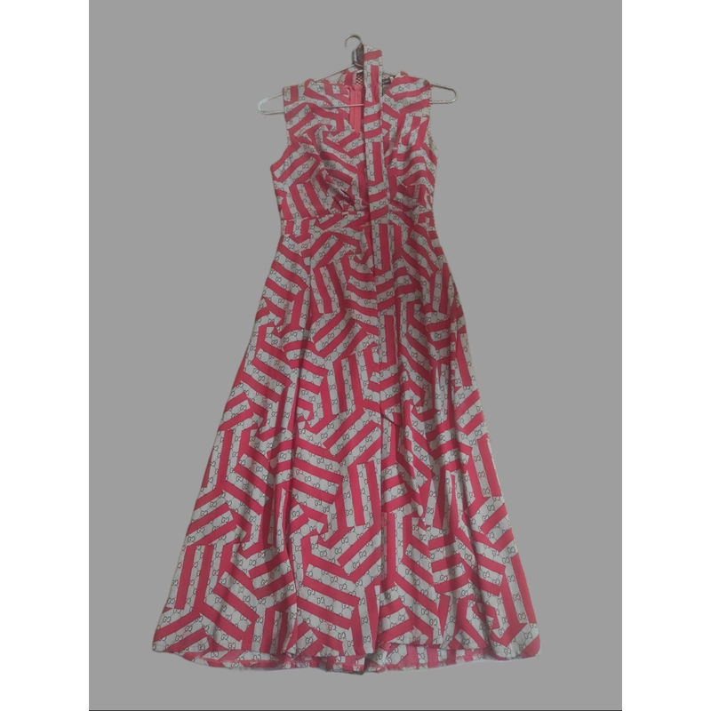 Đầm dài màu đỏ size M 485626