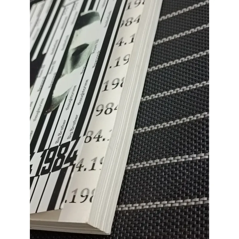 1984 (George Orwell) 777822