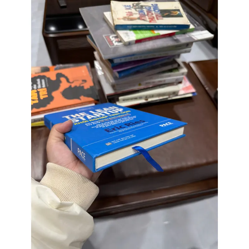 THE LEAN STARTUP – KHỞI NGHIỆP TINH GỌN | ERIC RIES - K3 1013026