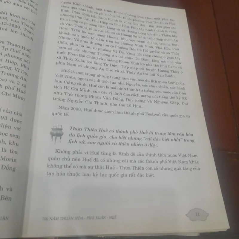 Nguyễn Đắc Xuân - 700 NĂM THUẬN HÓA PHÚ XUÂN HUẾ 1024103