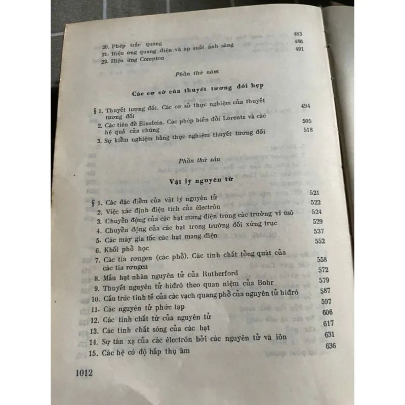 SÁCH TRA CỨU TÓM TẮT VỀ VẬT LÝ, HƠN 1000 TRANG , DỊCH TỪ TIẾNG NGA 556960
