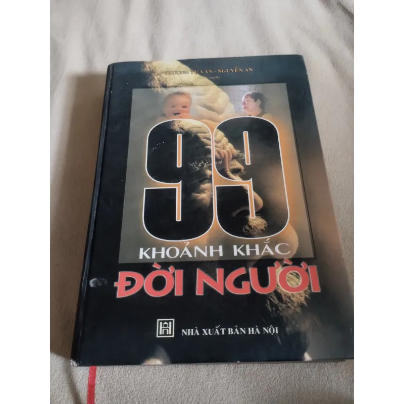 Cuốn sách "99 Khoảnh Khắc Đời Người" của Trương Tử Văn  761699