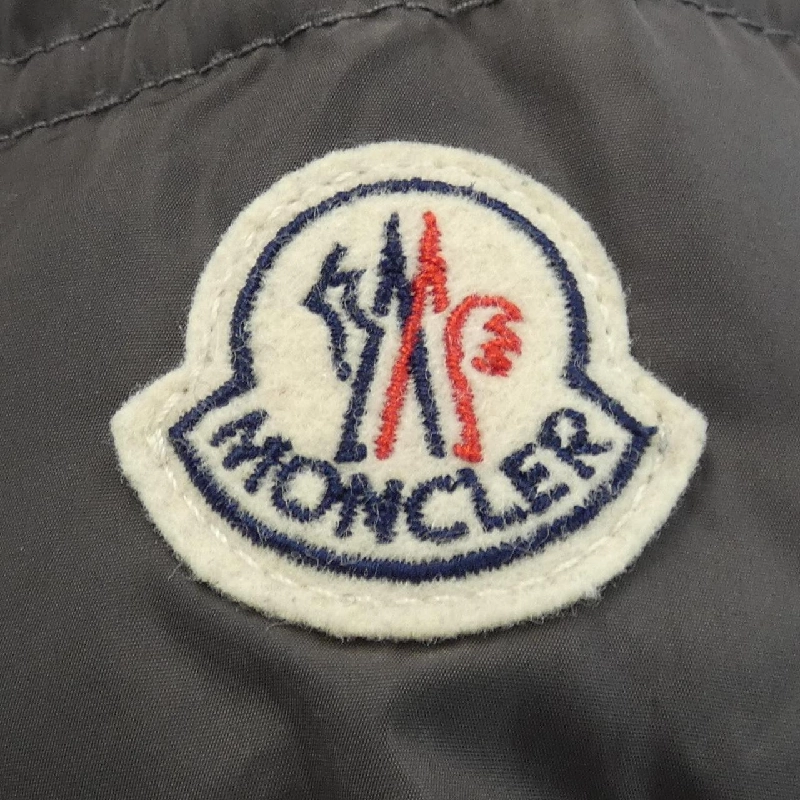 Áo khoác lông vũ MONCLER 641807