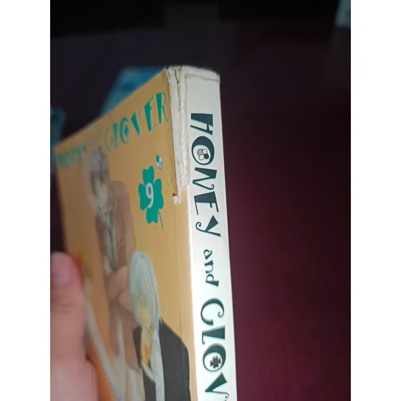 Honey and clover 596248