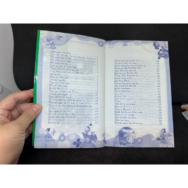 108 Chuyện Kể Hay Nhất Về Các Chàng Hoàng Tử, Mới 80% (Ố Nhẹ), 2011 SBM2407 347522